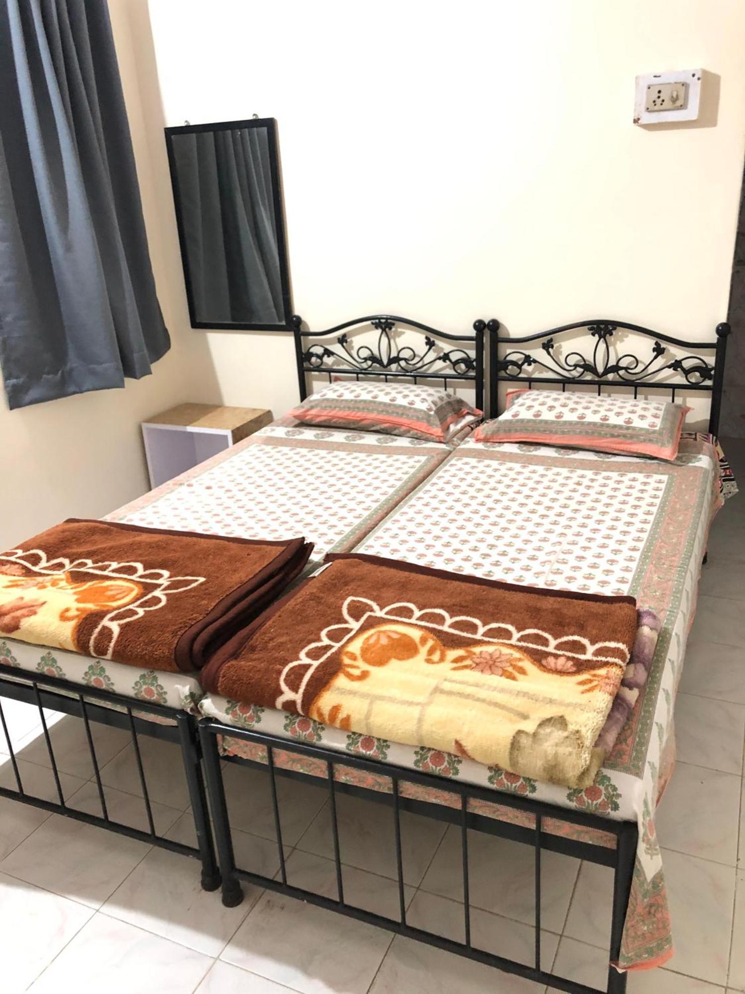 Sameena Guest House Panchgani Ngoại thất bức ảnh